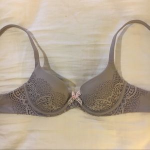 Body by Victoria Victoria's Secret Bra